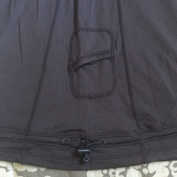 Grey/White tank - Picture 3 of 5